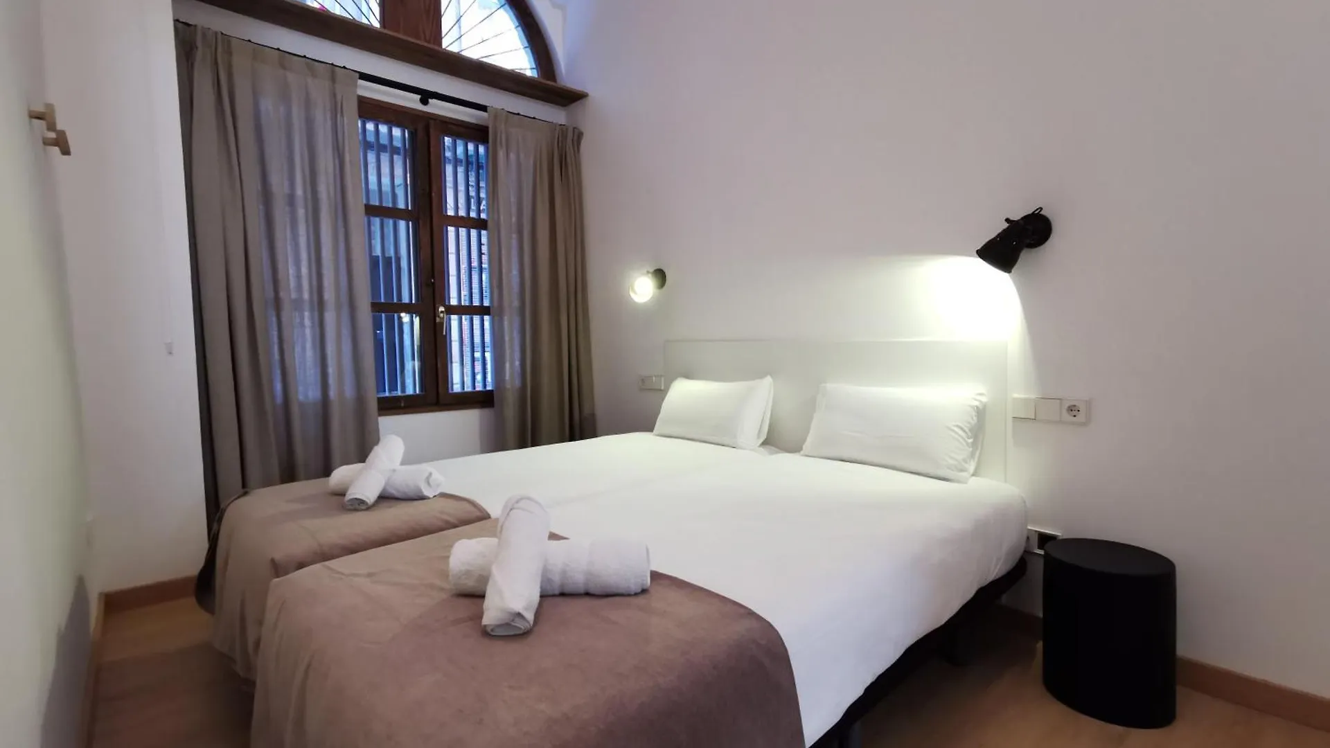Classbedroom Port Ramblas Barcelona Apartment